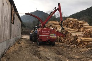 Transformation en bois déchiqueté